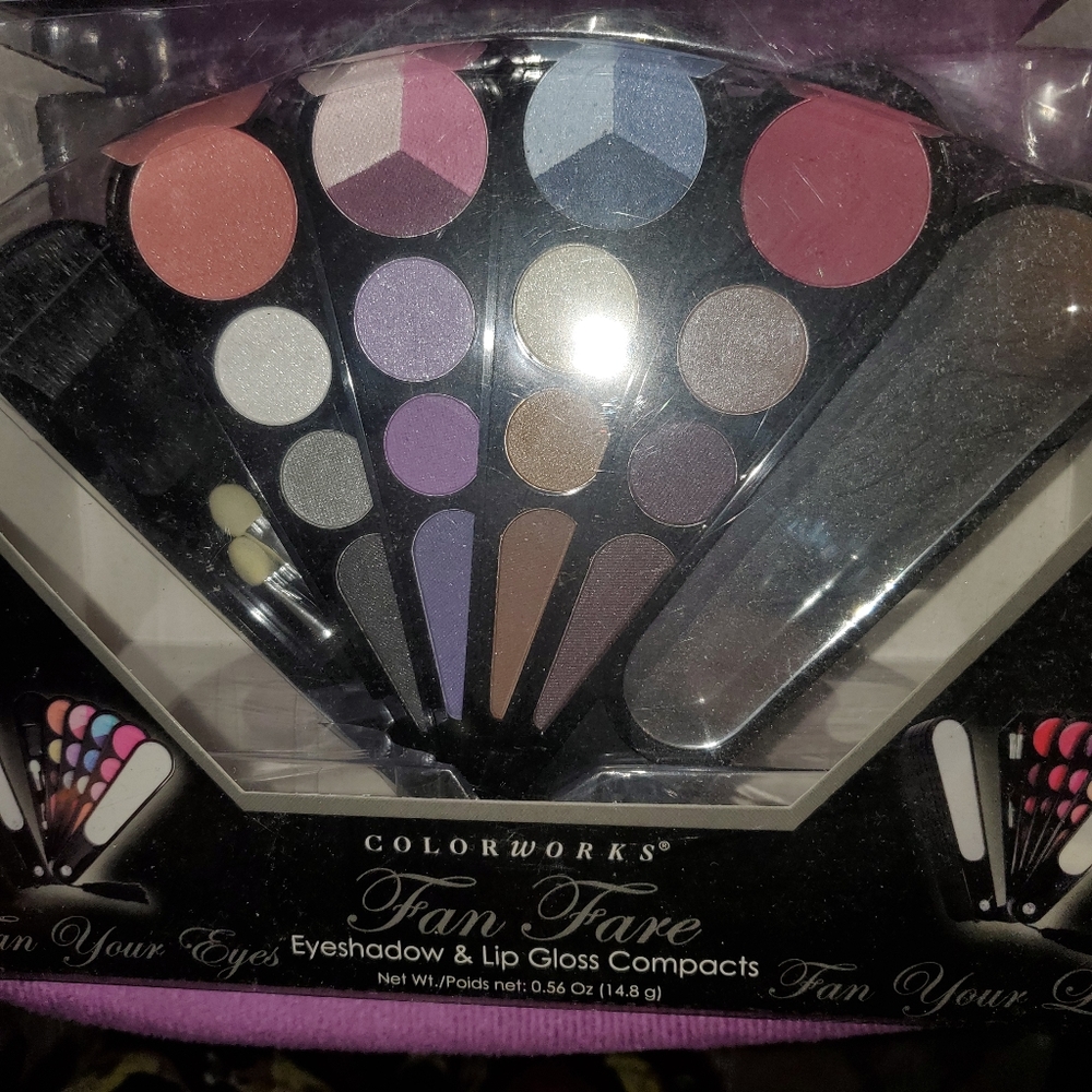 Colorworks Folding Fan Compact NEW